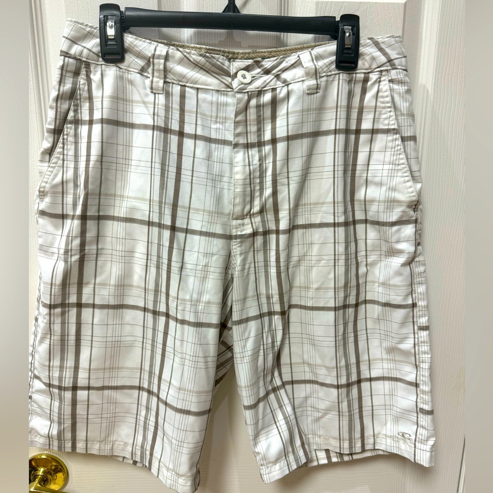 O’Neill hybrid flat front plaid shorts size 32